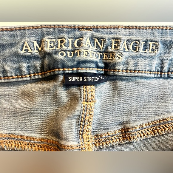 American Eagle Distressed Super Stretch Blue Jeans Women’s Hi-Rise Jegging Sz 2 - Picture 9 of 15